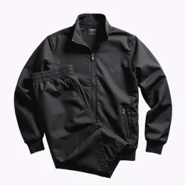 Спортивный костюм женский Nuvella «Black Motion»